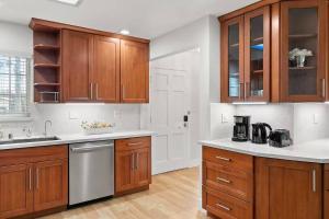 3BR Home Ideal for Work Trips, Family & Long Stays