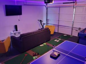 Cutie in Jeffersonville 20min from KY Expo