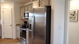 Cutie in Jeffersonville 20min from KY Expo