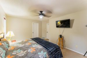 Bright 3BR Upper Suit, 23 min to Jasper NP