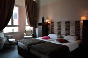 Hotels Hotel Des Bains : Chambre Lits Jumeaux Confort - Vue sur Ville