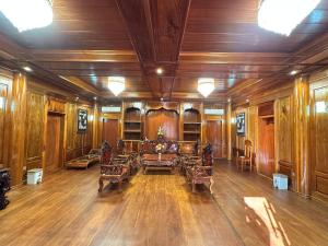 Phum Mongkol Village