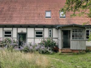 Under The Apple Tree In Bertikow