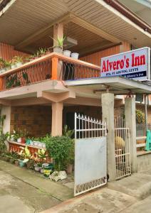 Alveros Inn