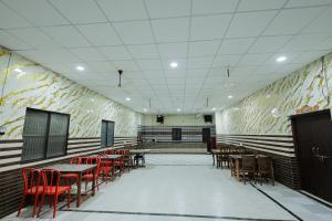 Omji Ashram Vrindavan
