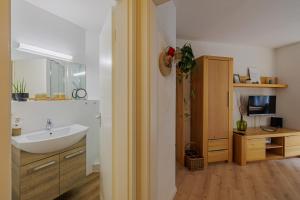 Ferienwohnung s´Bächle mit Balkon am Bach - Mein SWH