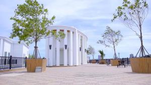 Resort Style Living - Great Location At Pattaya