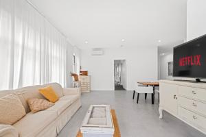 Khandalla Apartments