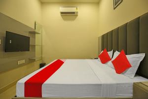 Hotel O Grand Inn