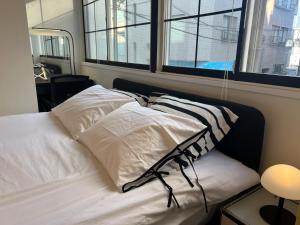 Kuro House - In the middle of Hiro, Omotesando, Roppongi