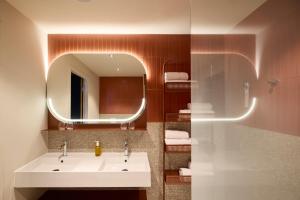 You Hotel Amiens - Handwritten Collection