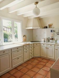 Landes House With Direct Lake Access In Soustons