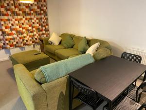 2bed apartment 10mins from Sheffield,Rotherham and meadah