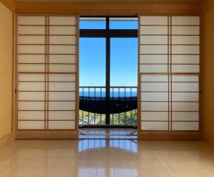シャイニングブルーIZU AWA Resort