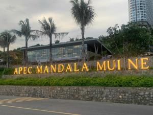 1BR direct seaview - 5 mins to the beach - infinity pool - Apec Mui Ne