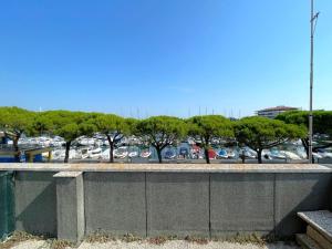 Modern apartment in Caorle with private terrace