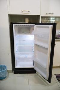 Cozy Modern Studio Apex Prime area City View king bed wifi netflix parkin 1001