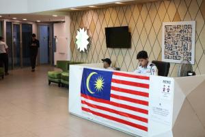 Cozy Modern Studio Apex Prime area City View king bed wifi netflix parkin 1001