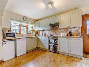 4 Bed in Hereford oc-44213