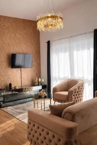 Modern Royal Suite