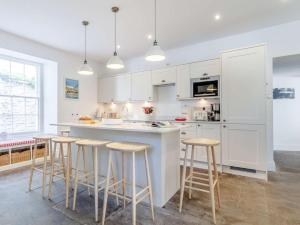 3 Bed in Brecon oc-bn331