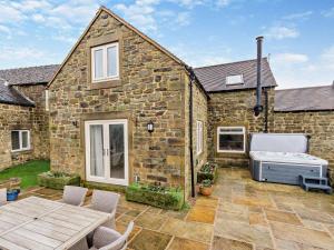 4 Bed in Matlock oc-93830