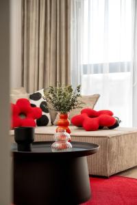 Stylish Studio with Underground Parking and a Perfect Location by Noclegi Renters