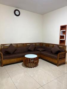 ARAMAM SERVICE VIlla