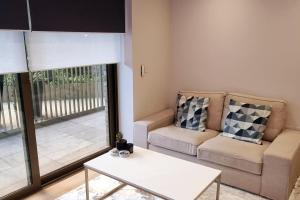 Modern Ground Floor Apartment