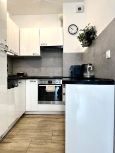 Matejki Apartment ~ Self Check-In 24 ~ Parking