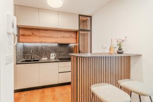 Aurora Park View Apartment - Happy Rentals