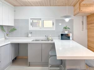 감성 독채 별이 쏟아지는 세모 지붕 나무집 - 노을과 불멍의 시간