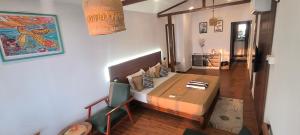 Aqua Beach Rooms, only accommodation on Ashwem Beach