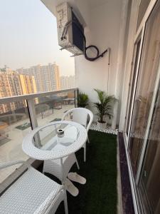 Fifth Heaven Studio at Spectrum Mall