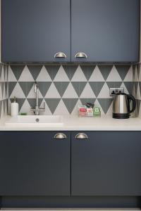 345 Lovely Lux Studios near Kingscross and Central London Keyless Smart Check-In