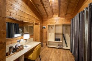 Ridge Cabin Resort