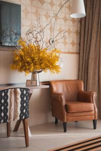 Wine & Books by the Sea, Algarve Resort