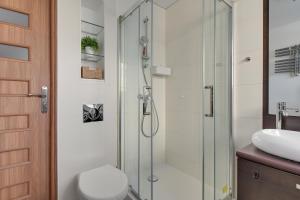 Piastowska near the Jelitkowo Beach & Reagan Park by Downtown Apartments