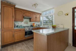 Baywatch Sea View Retreat