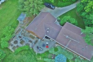 Luxe Spa Cabin: Hot Tub + Sauna + Fire