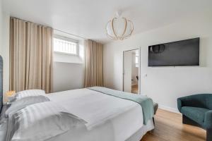 Spacious Apartment a c 1BR 2P - Notre-Dame