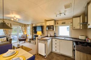 The Major Oak Lodge with Hot Tub