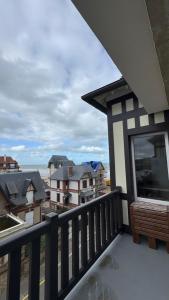 Appartement lumineux avec accès direct à la plage