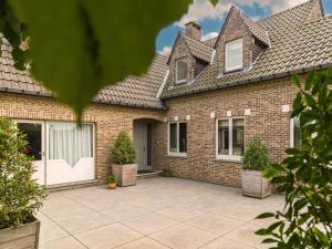 Group accommodation in Borgloon Hof Van Kalenberg