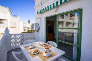 Romana Blue PET FRIENDLY Albert Villas