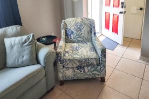 2 Mi to Garniers Beach Park: Pet-Friendly FWB Home