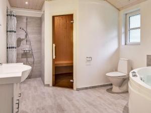 8 person holiday home in Oksbøl