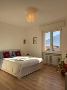 Lake Como & Nature By Paola