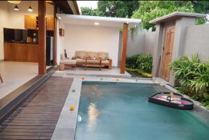New Private Villa with Nature Atmosphere 2 by Pondok Dino