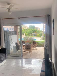 BestBeach Regina Gardens Quiet Terrasa